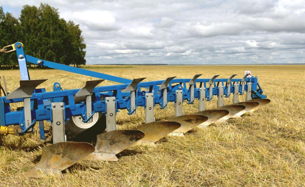 Grubberschare_fuer_die_Landwirtschaft_Bodenbearbeitung.